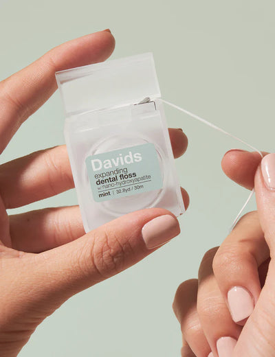 Buy Davids Expanding Dental Floss Mint w/ Nano-hydroxyapatite at One Fine Secret. Official Stockist in Melbourne, Australia.