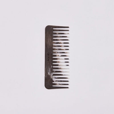 Buy Komb No 1. Wide Tooth Comb (Coffee) at One Fine Secret. Natural & Organic Hair Care Clean Beauty Store in Melbourne, Australia.